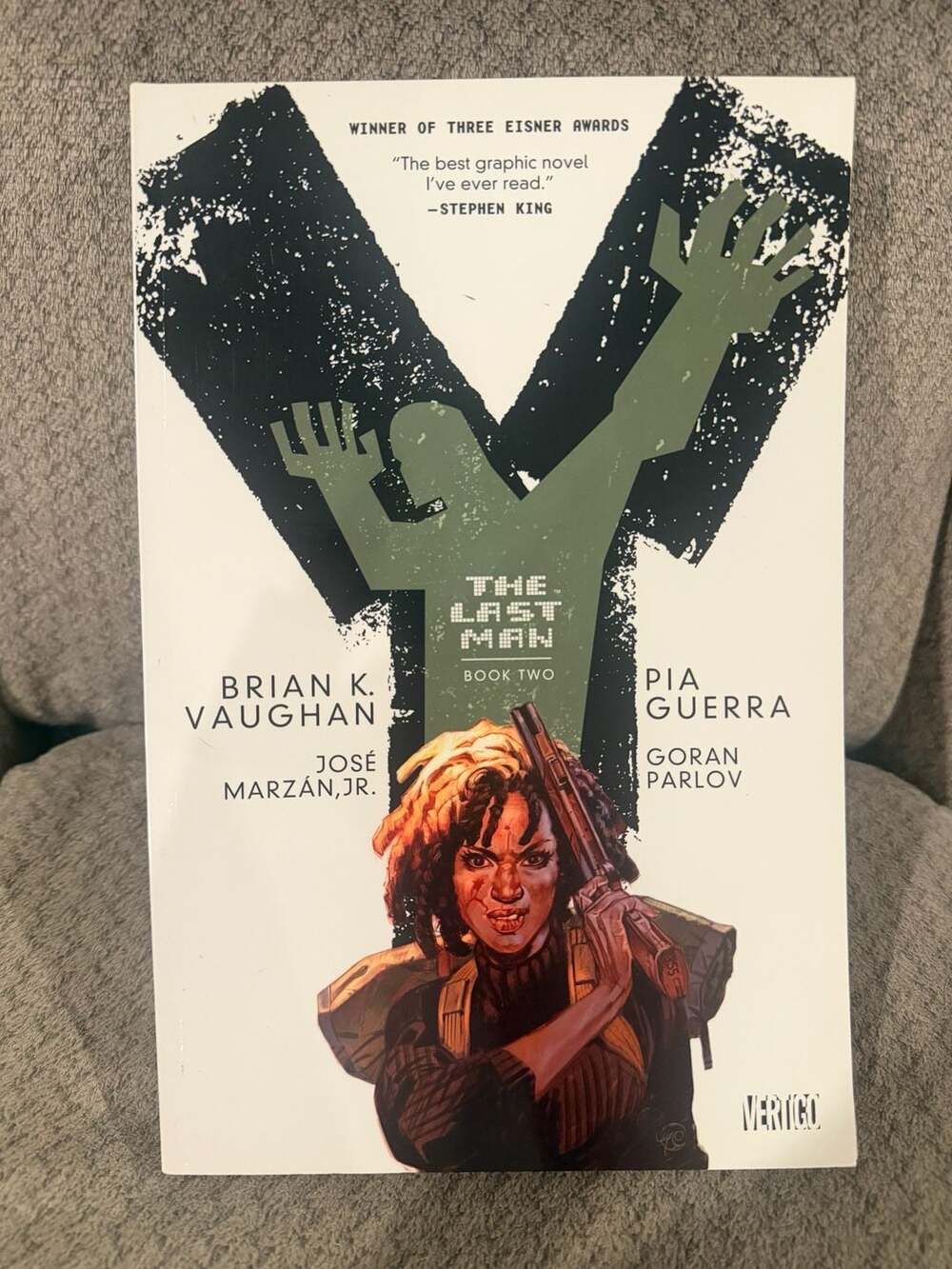 Y: The Last Man Book Two by Brian K. Vaughan and Pia Guerra